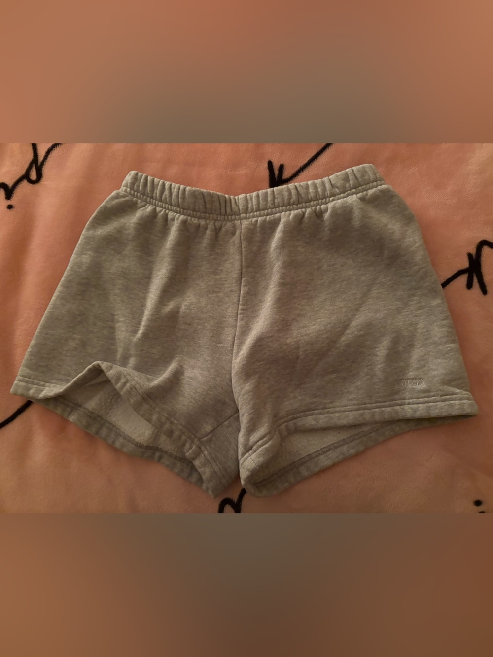 Aritzia cozy fleece shorts
